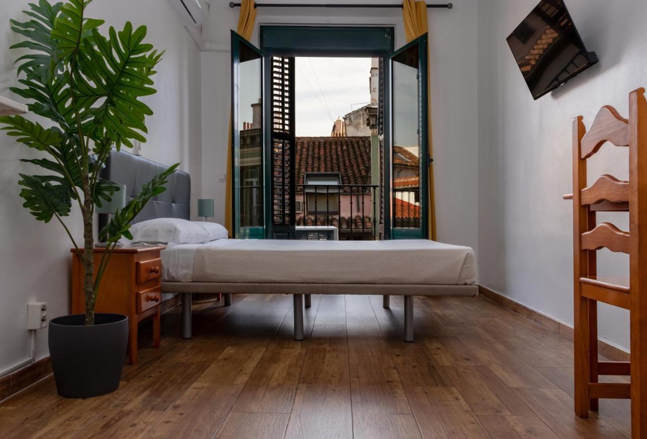 Ch Rayuela Hotell Madrid Exteriör bild