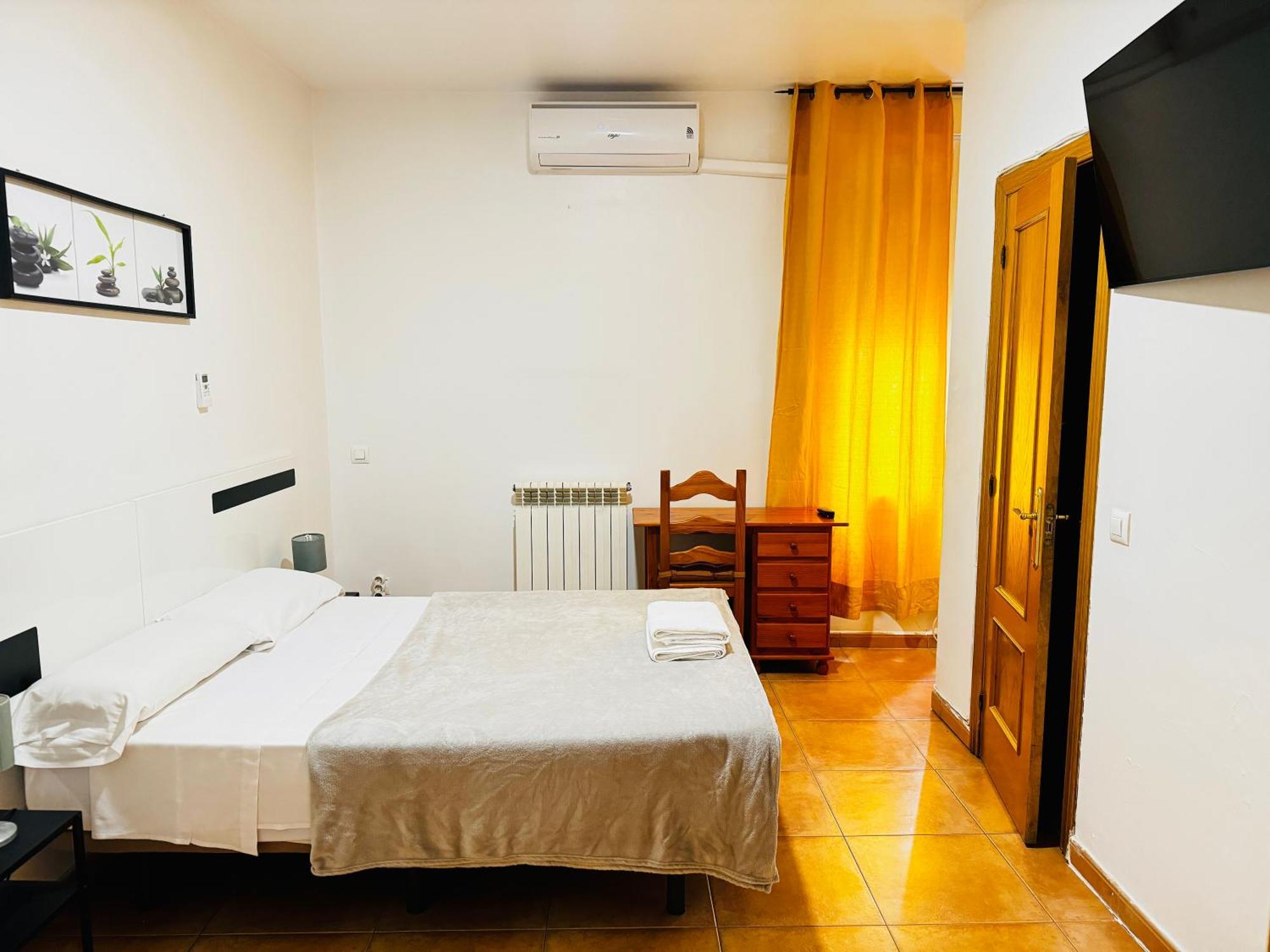 Ch Rayuela Hotell Madrid Exteriör bild